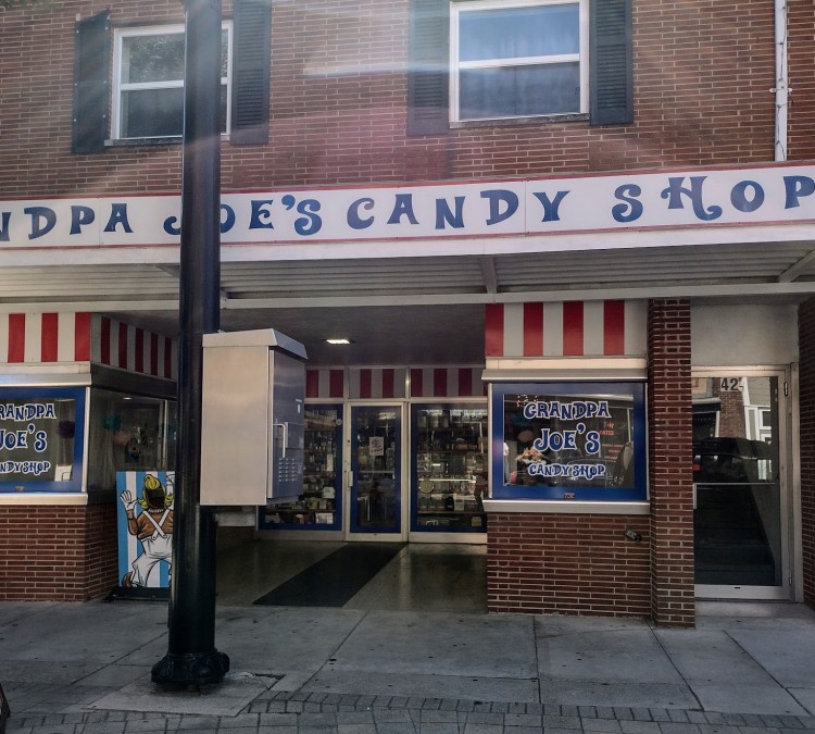 grandpa-joes-candy-shop-miamisburg-oh-photo